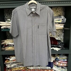 Columbia PFG Sportswear Mens Large Red Plaid Button Down Short Sleeve Shirt‎